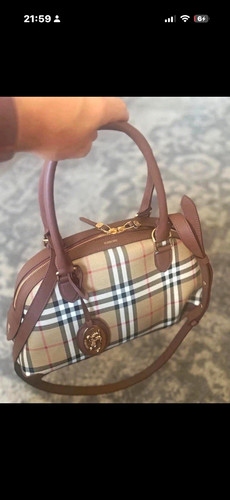 Burberry small primrose bag