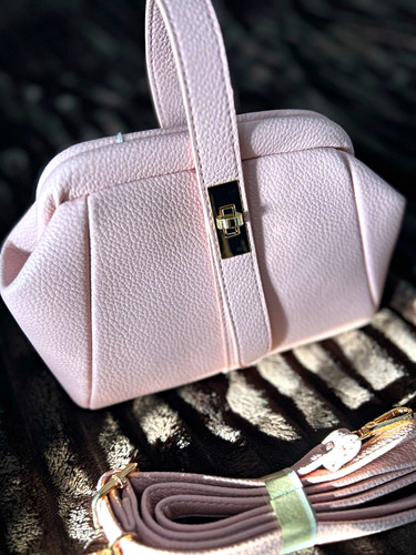 Women small pink pebbled - women’s,